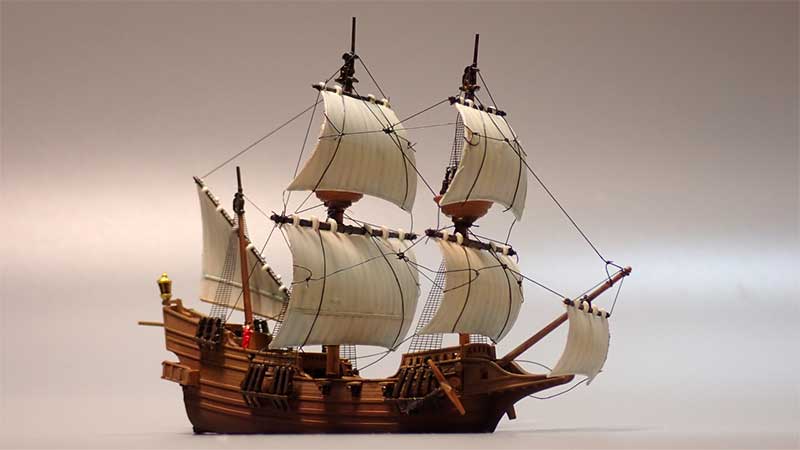 古い帆船（皮の帆）スペイン船-