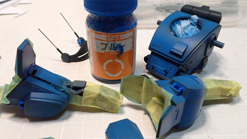 ブルーで塗装した外部装甲