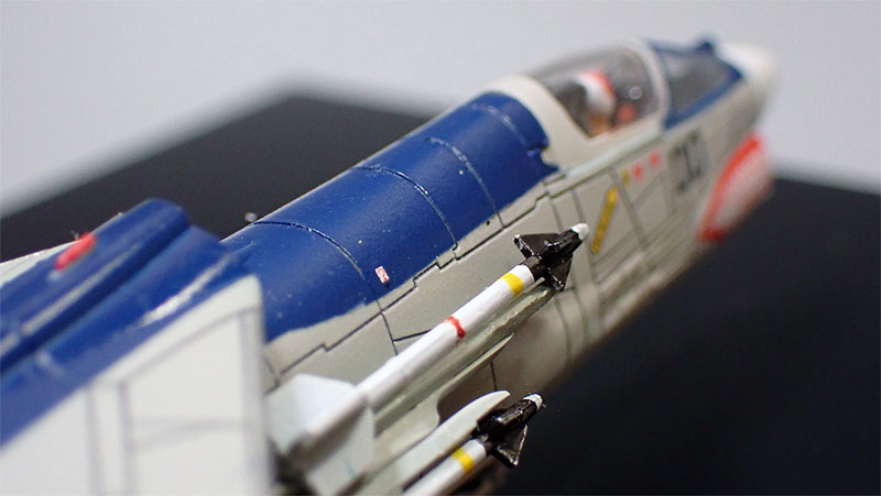 F-8E crusader 1/144