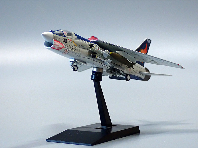 F-8E crusader 1/144